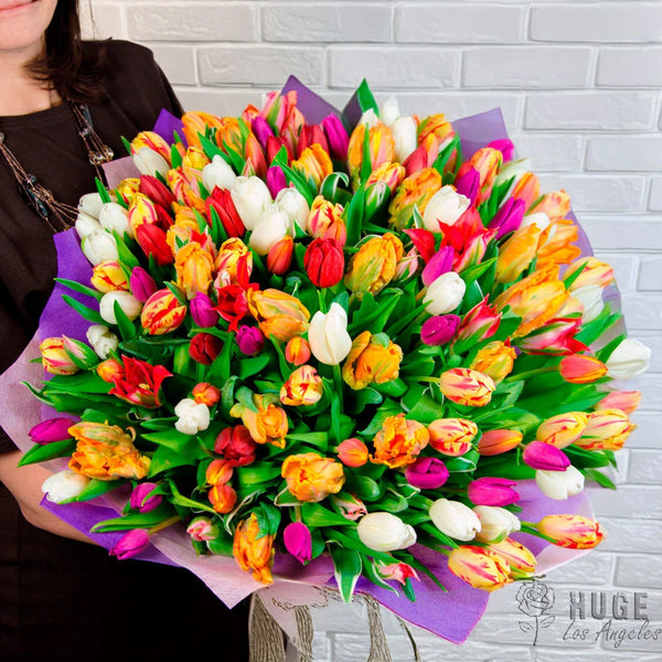 150 Tulips | Majesty Bouquet