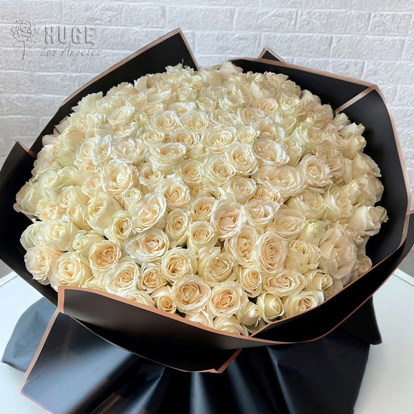 200 White Roses Bouquet | Bloom Elegance